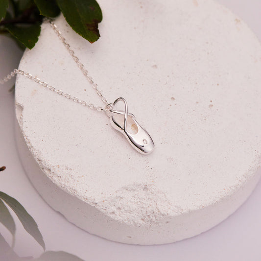 Keep Dancing Necklace ~ youth